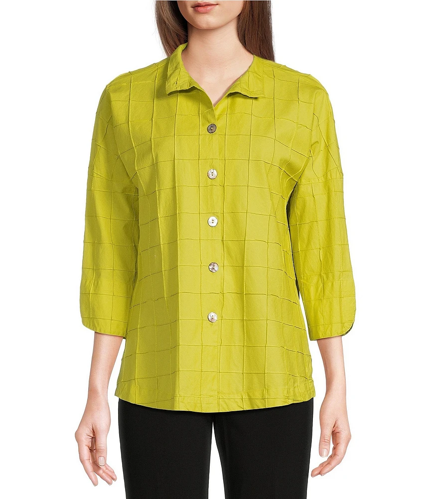 Ali Miles Textured Soft Point Collar 3/4 Sleeve Button Front Tunic