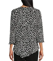 Allison Daley Petite Size Giraffe Printed 3/4 Sleeve Keyhole Neck Asymmetric Hem Pleated Knit Top