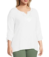 Allison Daley Plus Embellished Applique Split Round Neck 3/4 Ruched Sleeve Woven Top