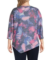 Allison Daley Plus Size Abstract Canvas Print 3/4 Sleeve Crew Neck Asymmetric Hem Knit Top