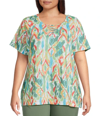 Allison Daley Plus Size Natural Ikat Print Short Sleeve Criss-Cross Keyhole Neck Short Sleeve Jersey Knit Top