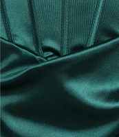 B. Darlin Spaghetti Strap Sweetheart Neck Bustier Slim Dress