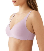 b.tempt'd by Wacoal B.wow'd Wire Free Scalloped V-Neck Convertible Bra