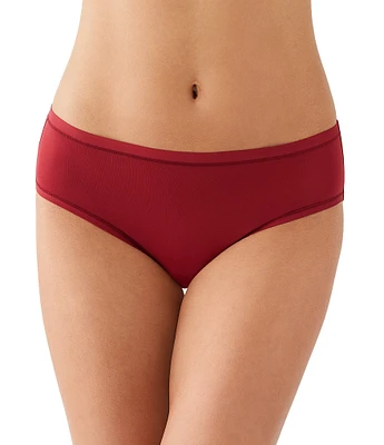 b.tempt'd by Wacoal Future Foundation Soft Stretch Hipster Panty