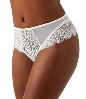 b.tempt'd by Wacoal Lacey Thong Panty