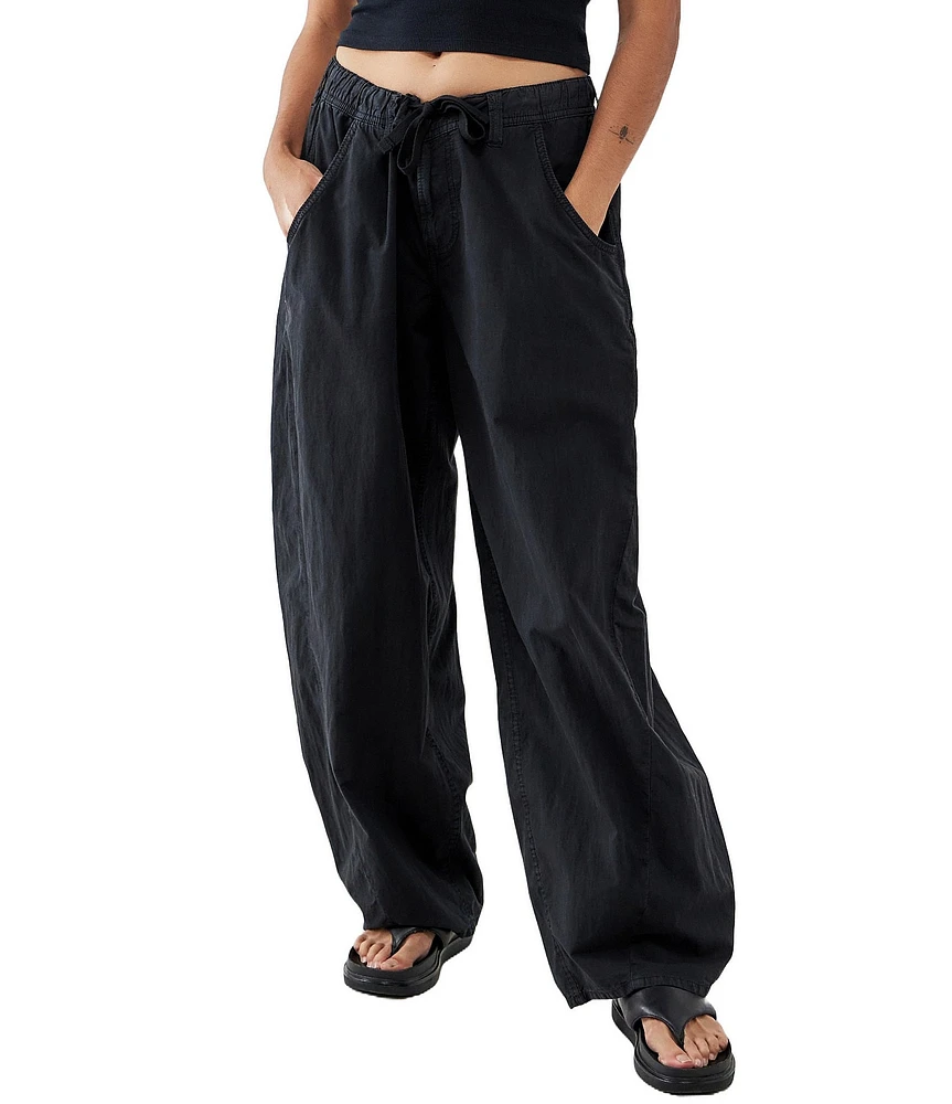 BDG Urban Outfitters Carter Low Rise Baggy Fit Cocoon Pants