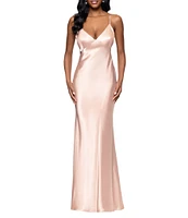 Betsy & Adam Petite Size V-Neck Sleeveless Slip Dress