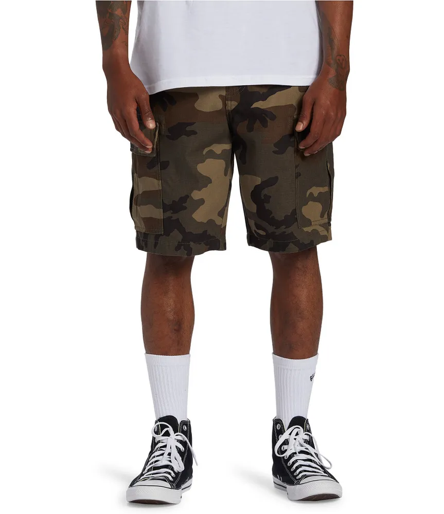 Billabong Combat Camouflage 9.5#double; Inseam Cargo Shorts