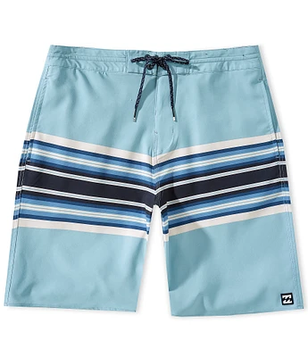 Billabong Spinner Low Tide 18.5#double; Outseam Board Shorts