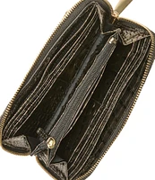 BRAHMIN Melbourne Collection Onyx Suri Wallet