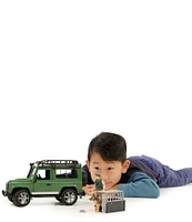 Bruder Land Rover Defender Station Wagon With Forester And Dog