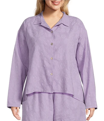 Bryn Walker Plus Size Jacquard Floral Textured Notch Collar 3/4 Sleeve Oversized Button Front Shirt