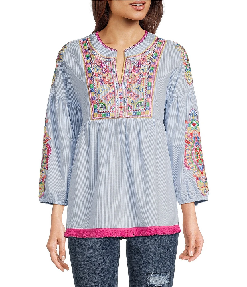 Calessa Petite Size Embroidered Patchwork Split Round V-Neck 3/4 Sleeve Tunic