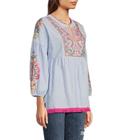 Calessa Petite Size Embroidered Patchwork Split Round V-Neck 3/4 Sleeve Tunic
