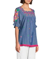 Calessa Petite Size Embroidered Square Neck Short Sleeve Tunic
