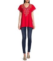 Calessa Petite Size Embroidered V-Neck Short Sleeve Top