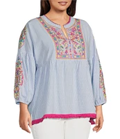 Calessa Plus Size Embroidered Patchwork Split Round V-Neck 3/4 Sleeve Tunic