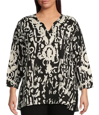 Calessa Plus Size Embroidered Patchwork Split V-Neck 3/4 Sleeve Tunic