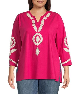 Calessa Plus Size Embroidered Split V-Neck 3/4 Sleeve Tunic