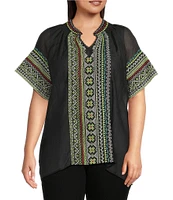 Calessa Plus Size Embroidered Split V-Neck Short Sleeve Tunic