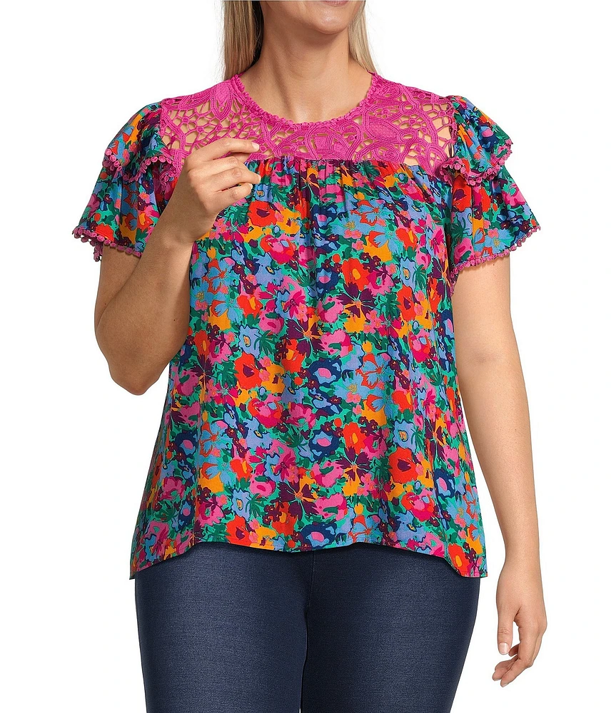 Calessa Plus Size Garden Floral Round Neck Short Sleeve Lace Detail Top