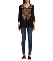 Calessa Stretch Embroidered V-Neck 3/4 Sleeve Blouse