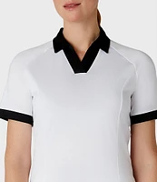 Callaway Stretch Knit Color Block V-Placket Short Sleeve Golf Polo Shirt