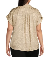 Calvin Klein Plus Size Leopard Jacquard Point Collar Short Cuffed Sleeve Pleated Shoulder Button-Front Blouse