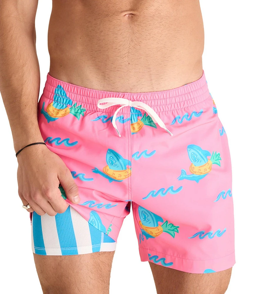 Chubbies The Pineapple Floaters 5.5#double; Classic Swim Trunks