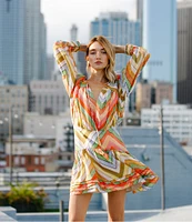 CIEBON Emerie Chevron Stripe Split V-Neck Long Sleeve Mini Dress