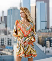 CIEBON Emerie Chevron Stripe Split V-Neck Long Sleeve Mini Dress