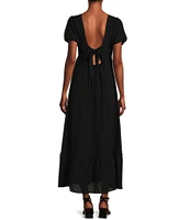 Coco + Jaimeson Textured Short Sleeve Maxi Dress