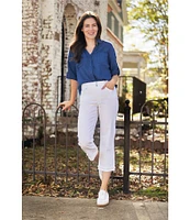 Code Bleu Petite Size Soho Twill Mid-Rise Fray Cuff Hem Capri Jeans