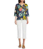 Code Bleu Petite Size Soho Twill Mid-Rise Fray Cuff Hem Capri Jeans