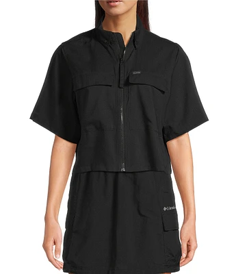 Columbia Elevated Utility Woven Snap Collar Short Sleeve Chest Pocket Front Zip Shirt