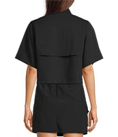Columbia Elevated Utility Woven Snap Collar Short Sleeve Chest Pocket Front Zip Shirt
