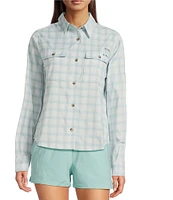 Columbia Women's PFG Wildcast Performance Yarn Dye Plaid Print Long Sleeve Button Front Shirt