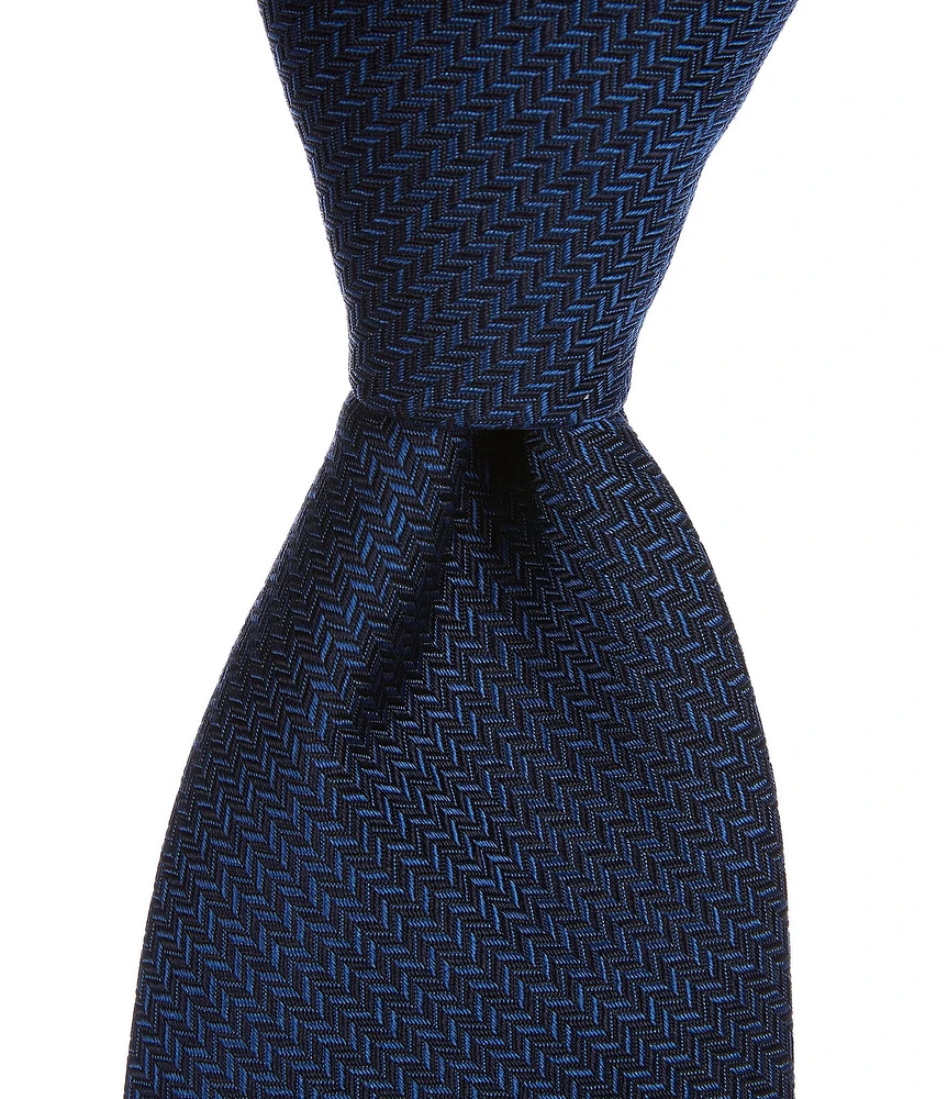 Cremieux Solid Textured 3 1/4#double; Silk Tie