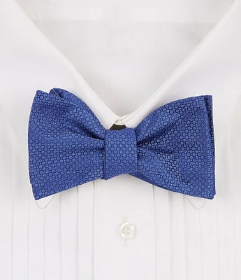 Cremieux Solid Textured Silk Bow Tie