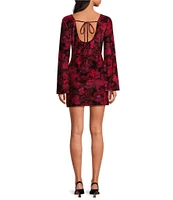 C&V Chelsea & Violet Round Neck Bell Sleeves Tie Back Velvet Printed Floral Dress