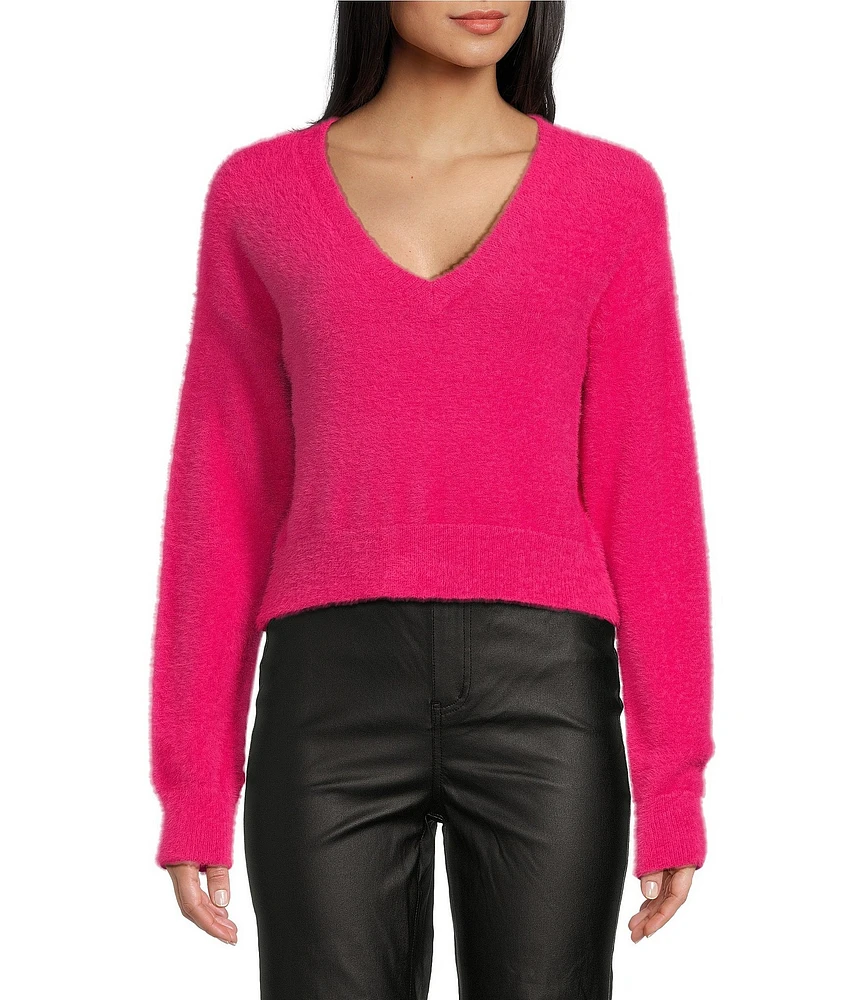 C&V Chelsea & Violet V-Neck Eyelash Sweater