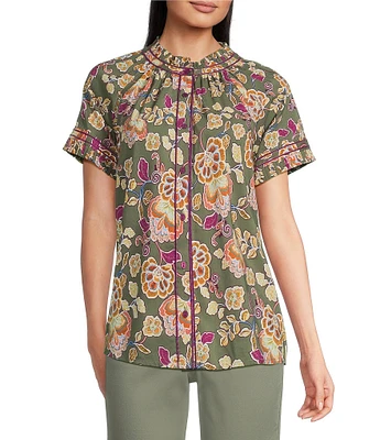Democracy Petite Size Floral Pleated Split V-Neck Short Sleeve Button Front Top