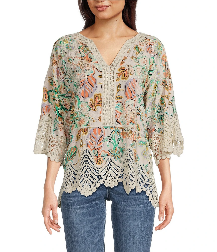 Democracy Petite Size Split V-Neck Crochet Scallop Trim Peplum Top