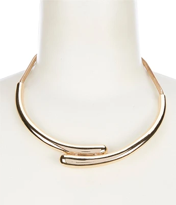 Dillard's Overlap Frontal Collar Necklace