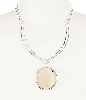 Dillard's Polished Metal Wobbly Edge Short Pendant Necklace