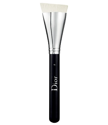 Dior Backstage Contour Brush No. 15