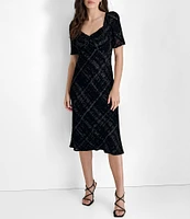 DKNY by Donna Karan Printed Knit Sweetheart Neck Short Sleeve Shirred Midi Dress