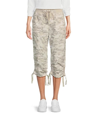 DKNY Sport by Donna Karan Peached Poplin Ribbed Waist Camo Print Convertible Cinched Cargo Capri Pull-On Pant