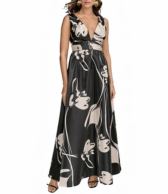 Donna Karan Sleeveless Floral Print V-Neck Ball Gown