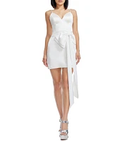 Dress the Population Millie Sweetheart Neck Sleeveless Bow Front Stretch Satin Mini Dress